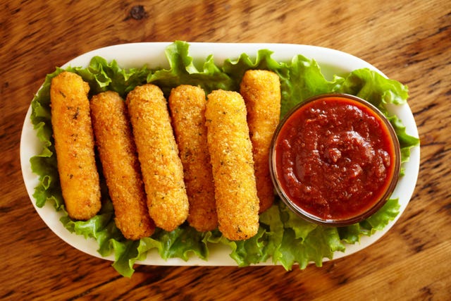 Food, Ingredient, Dishware, Tableware, Condiment, Dish, Plate, Fried food, Sauces, Bowl, 
