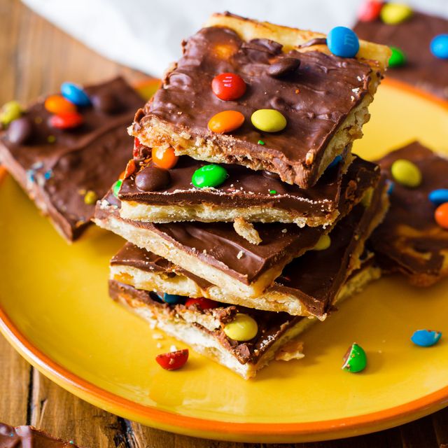 Best Easy Saltine Toffee Recipe