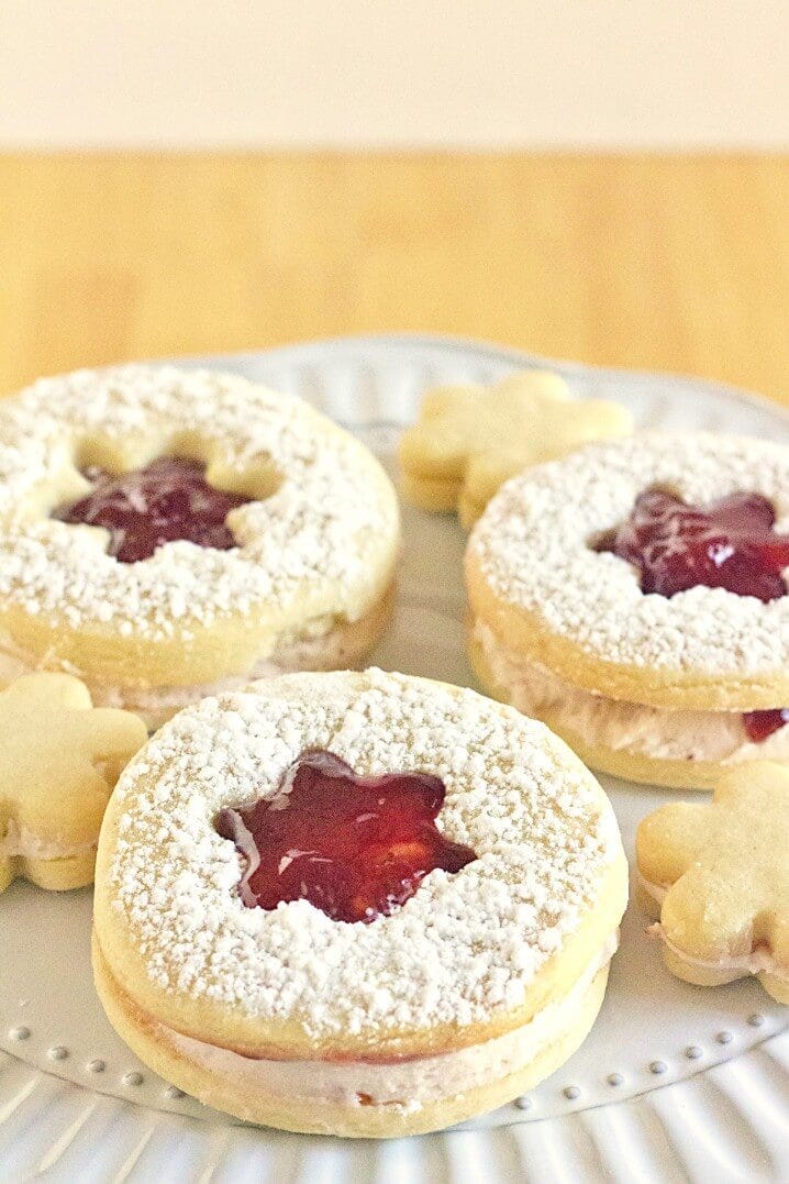 Dish, Food, Cuisine, Dessert, Baked goods, Ingredient, Baking, Finger food, Scone, Produce, 