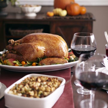 Serveware, Food, Dishware, Glass, Tableware, Ingredient, Cuisine, Stemware, Drinkware, Table, 