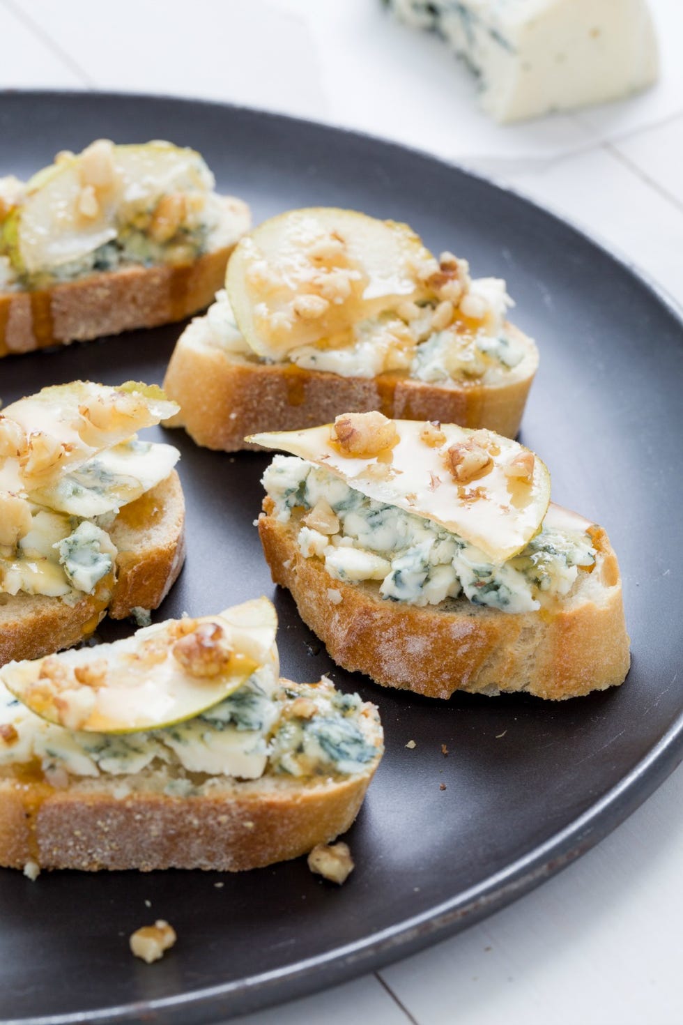 Dish, Food, Cuisine, Ingredient, Bruschetta, Baked goods, appetizer, Finger food, Produce, Breakfast, 