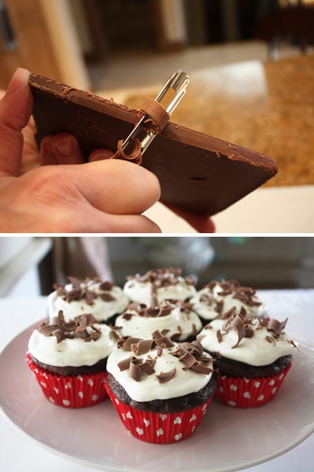 Brown, Food, Cupcake, Dessert, Cuisine, Baked goods, Sweetness, Ingredient, Dairy, Baking cup, 