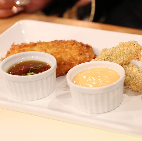 Food, Fried food, Deep frying, Ingredient, Condiment, Dish, Finger food, Sauces, Cuisine, Side dish, 