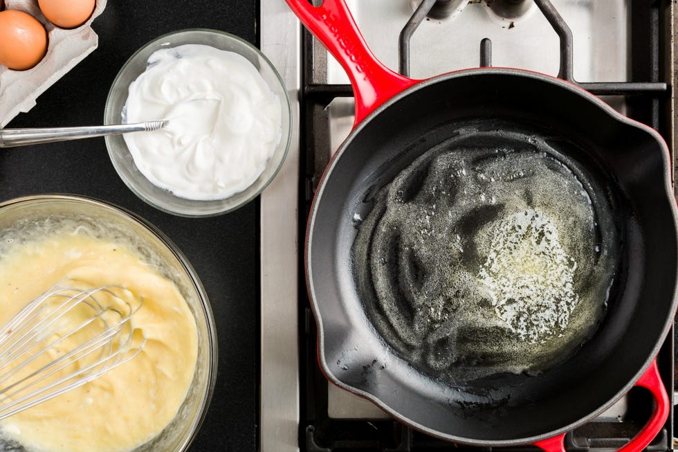 How to Make Sour Cream Scrambled Eggs - Fluffy Scrambled Eggs Recipe