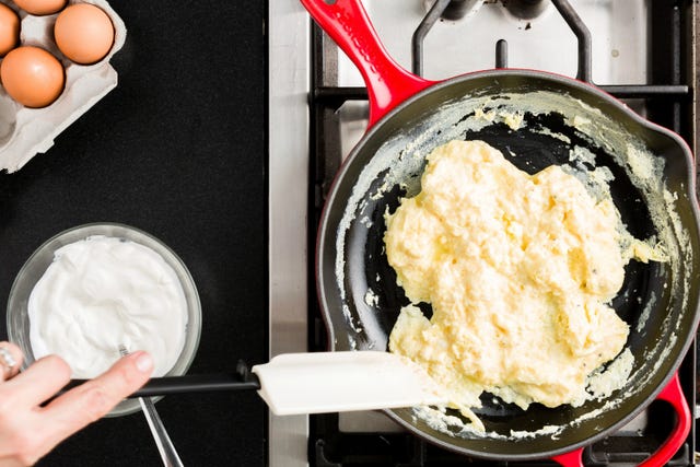 How to Make Sour Cream Scrambled Eggs - Fluffy Scrambled Eggs Recipe
