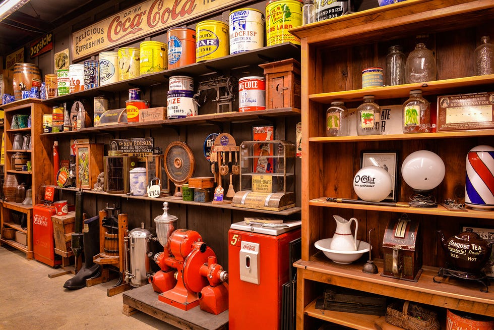 Shelf, Shelving, Furniture, Retail, Dishware, Collection, Ceramic, Porcelain, Pottery, Convenience store, Shelf, Shelving, Furniture, Retail, Dishware, Collection, Ceramic, Porcelain, Pottery, Convenience store,