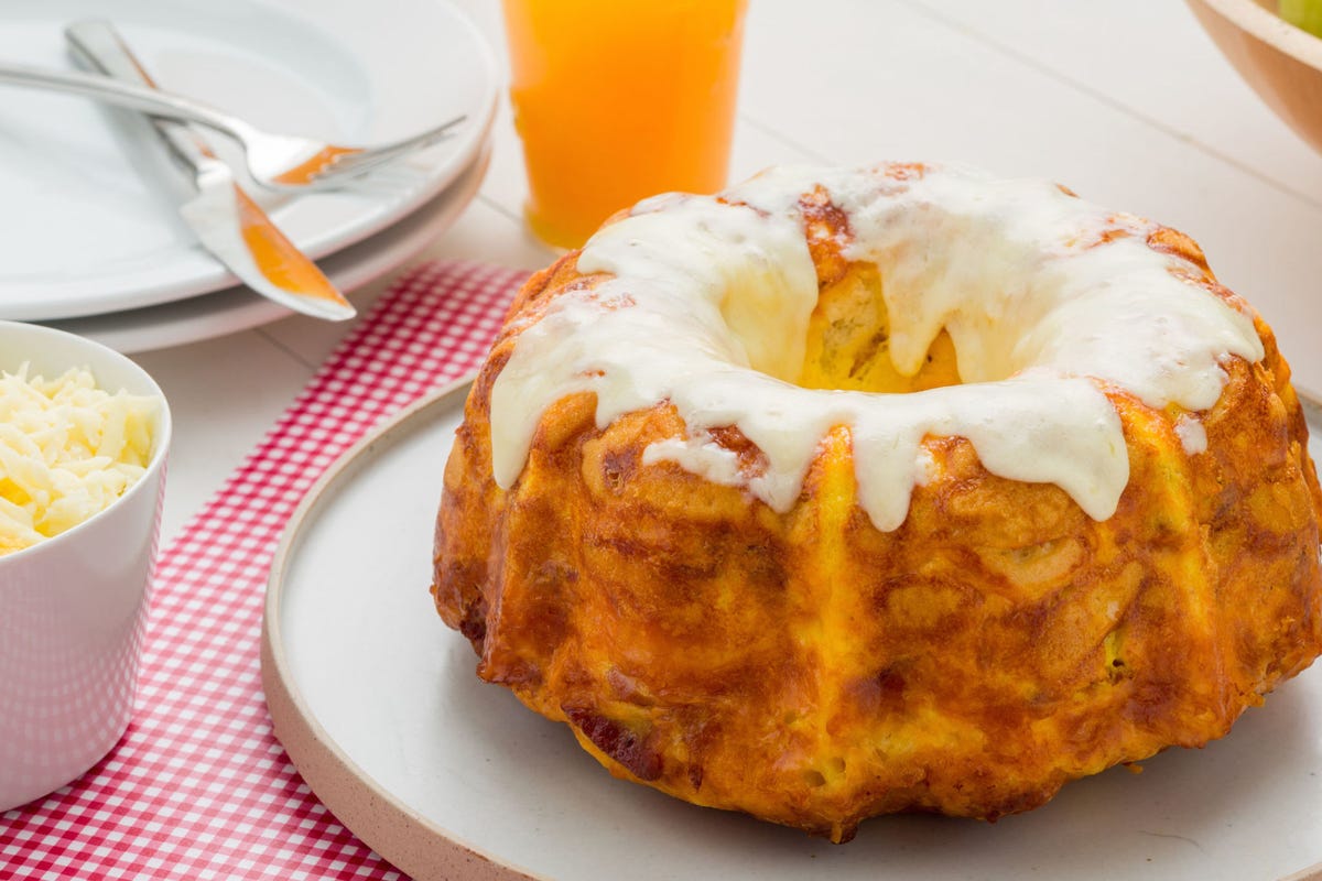 Best Bacon, Egg, and Cheese Bread Recipe - How to Make Bacon, Egg, and