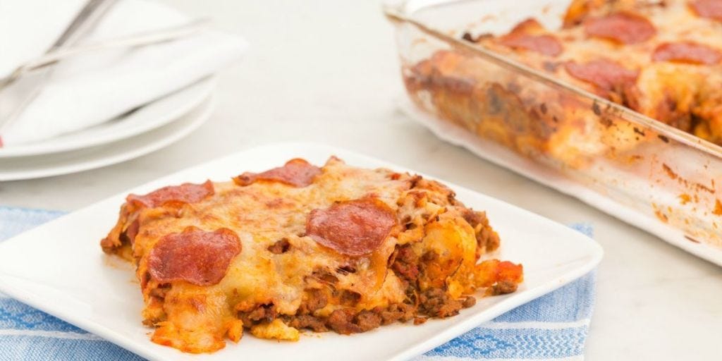 Garlic-Knot Pizza Bake