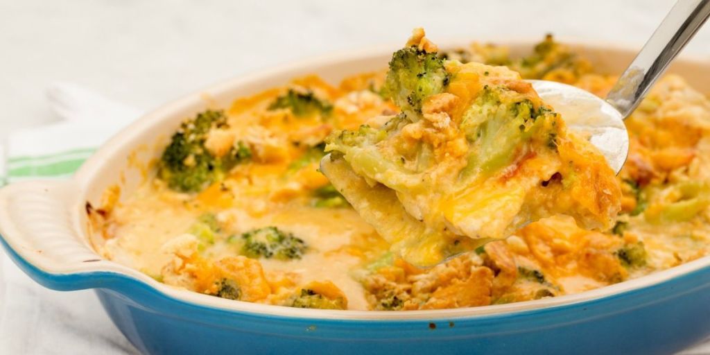 Cracker Barrel-Inspired Broccoli Cheddar Chicken Recipe 