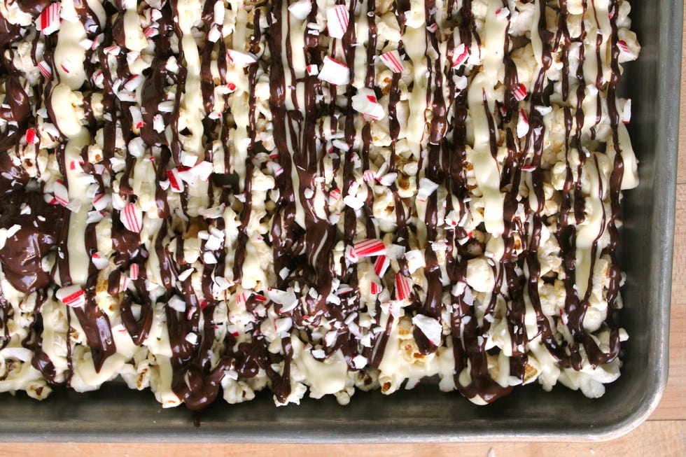 Lidey's Table Holiday Popcorn Bark Tray