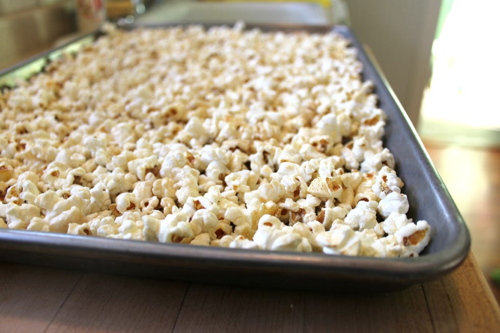 Lidey's Table Holiday Popcorn Bark Plain Tray