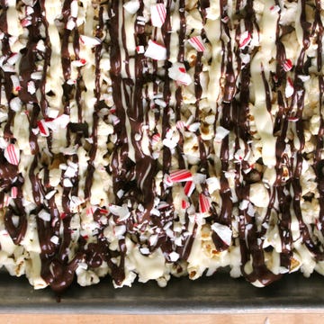 Lidey's Table Holiday Popcorn Bark Tray