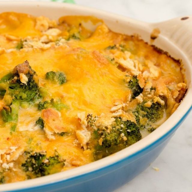 Copycat Cracker Barrel Broccoli Cheddar Chicken - Delish.com