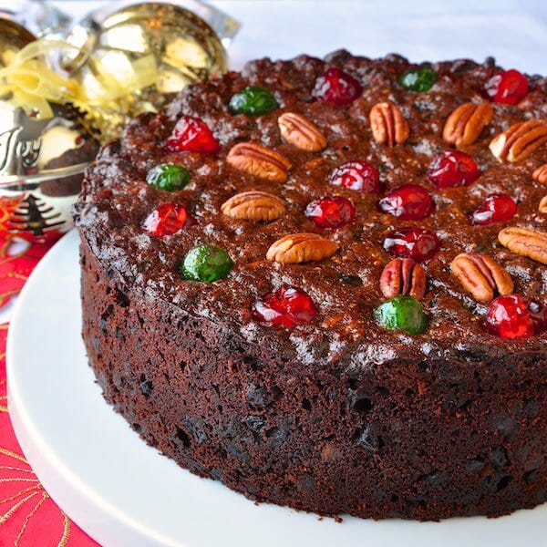 Dish, Food, Cuisine, Cake, Chocolate cake, Dessert, Fruit cake, Flourless chocolate cake, Chocolate brownie, Chocolate, 