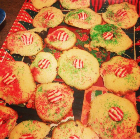 Food, Finger food, Green, Cuisine, Sweetness, Baked goods, Recipe, Ingredient, Snack, Dessert, 