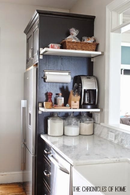 Major appliance, Room, Home appliance, Kitchen, Kitchen appliance, Grey, Kitchen appliance accessory, Small appliance, Shelf, Cabinetry, 