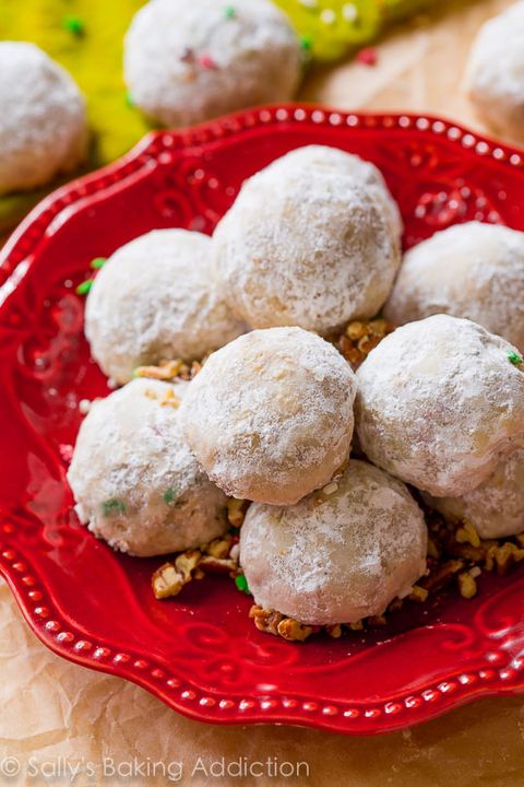 15+ Best Snowball Cookies - Recipes for No Bake Cookie Balls