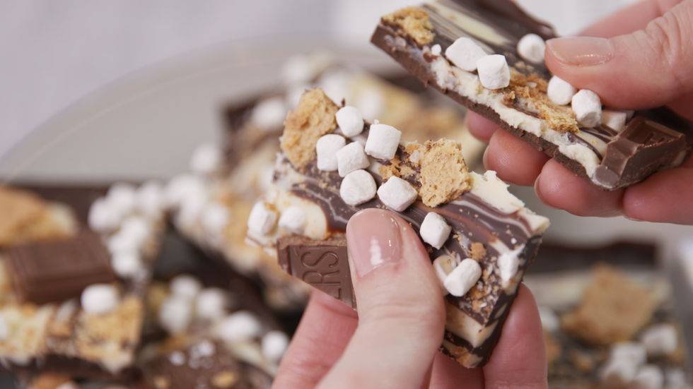delish-smores-bark-1