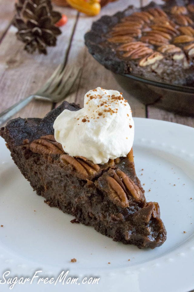Food, Cuisine, Dessert, Baked goods, Dish, Dishware, Plate, Ingredient, Tableware, Recipe, 