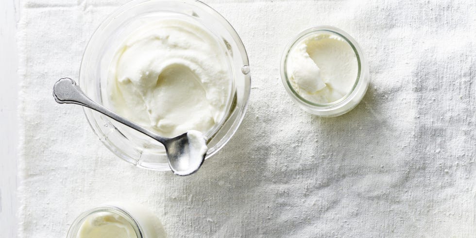 Serveware, Liquid, Kitchen utensil, Ingredient, Dishware, Spoon, Cutlery, Breakfast, Dairy, Yogurt, 