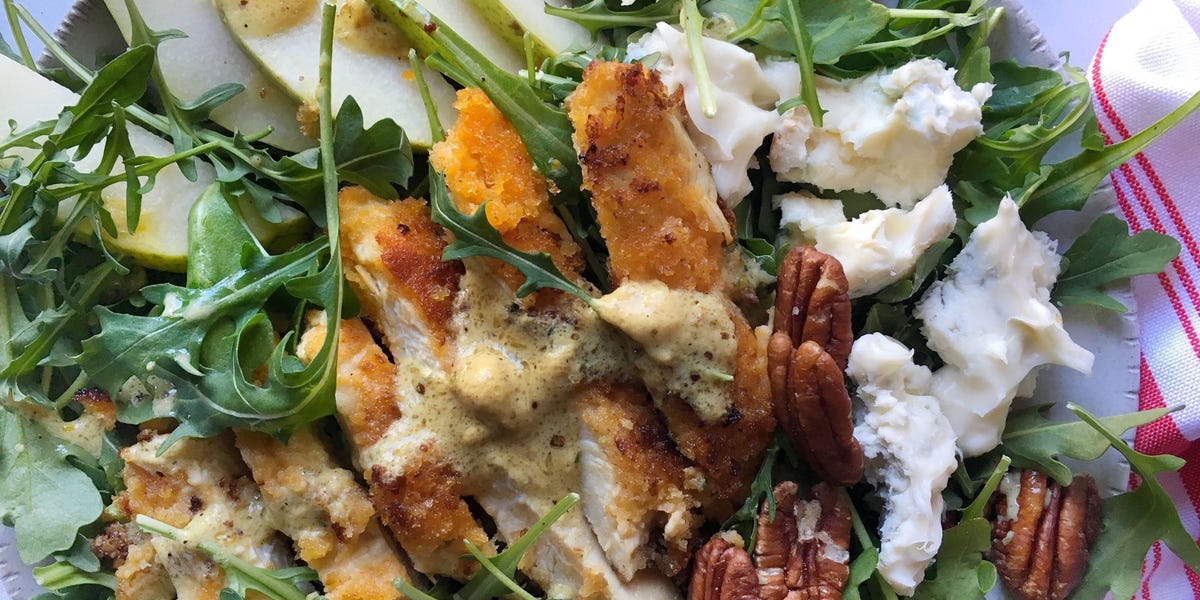 Gorgonzola Pear Chicken Salad Recipe - Delish.com