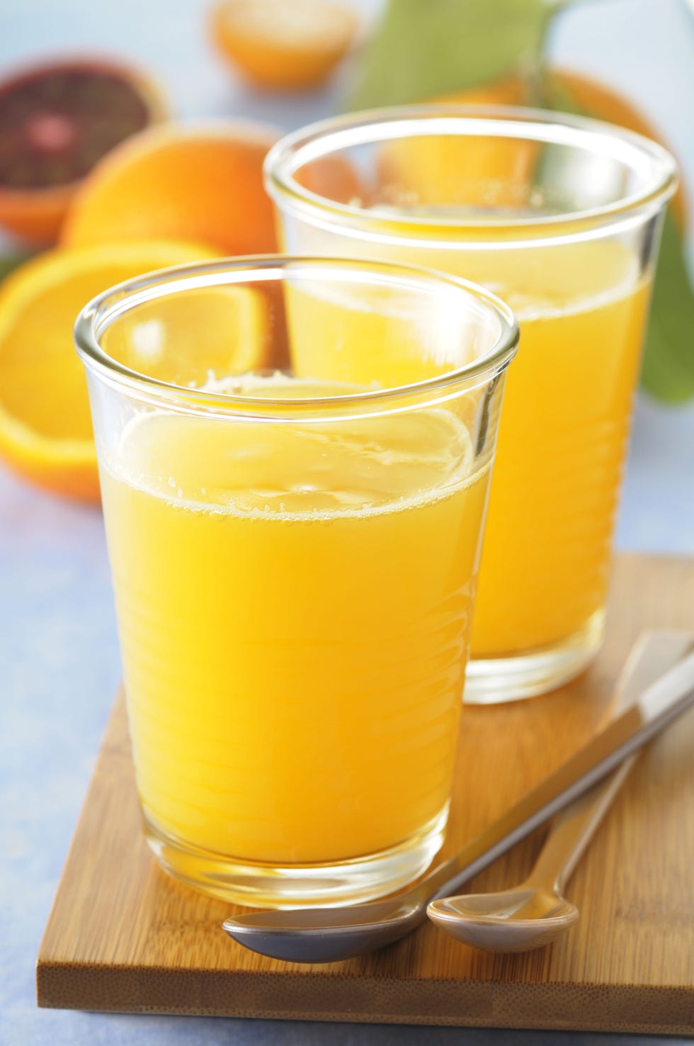 Yellow, Drink, Tableware, Juice, Ingredient, Liquid, Serveware, Orange, Orange juice, Cutlery, 