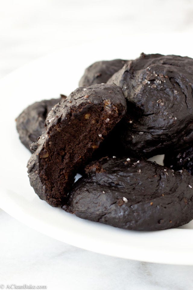 Food, Dish, Cuisine, Chocolate brownie, Chocolate, Ingredient, Dessert, Produce, Recipe, Comfort food, 