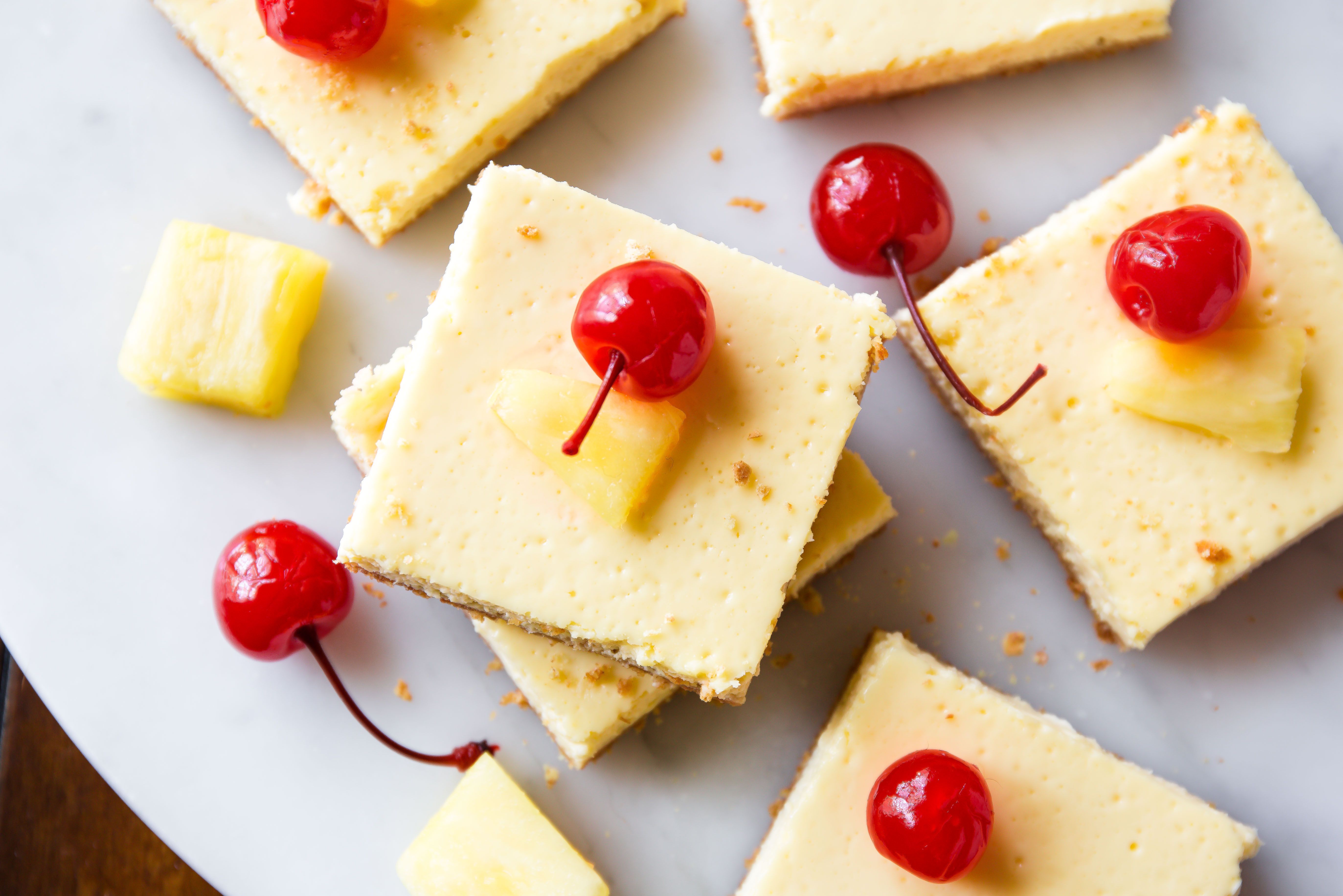 Skinny Pineapple Cheesecake Bars-image