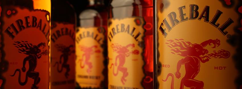 drink, liqueur, alcoholic beverage, alcohol, distilled beverage, bottle, kahlúa, glass bottle, beer,