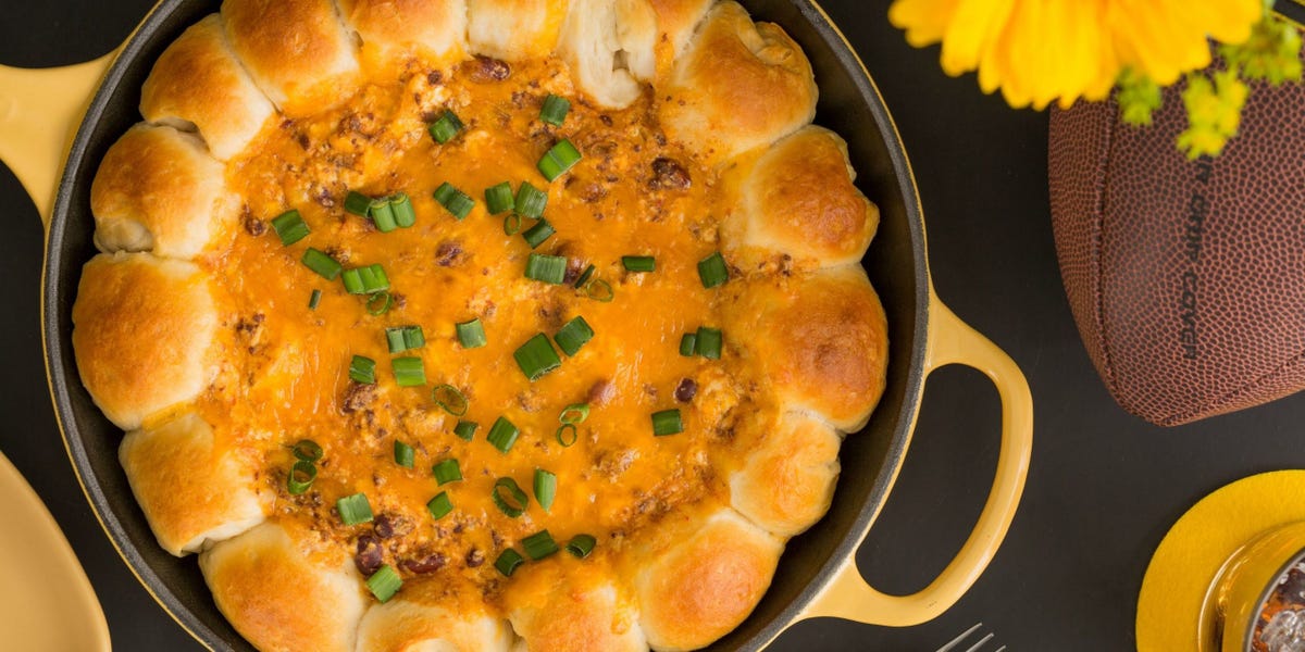 Baked Biscuit Wreath Chili-Cheese Dip