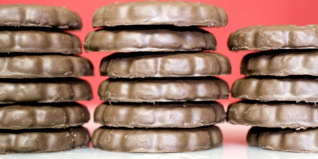 Brown, Finger food, Dessert, Confectionery, Snack, Chocolate, Baked goods, Sweetness, Baking, Collection, 