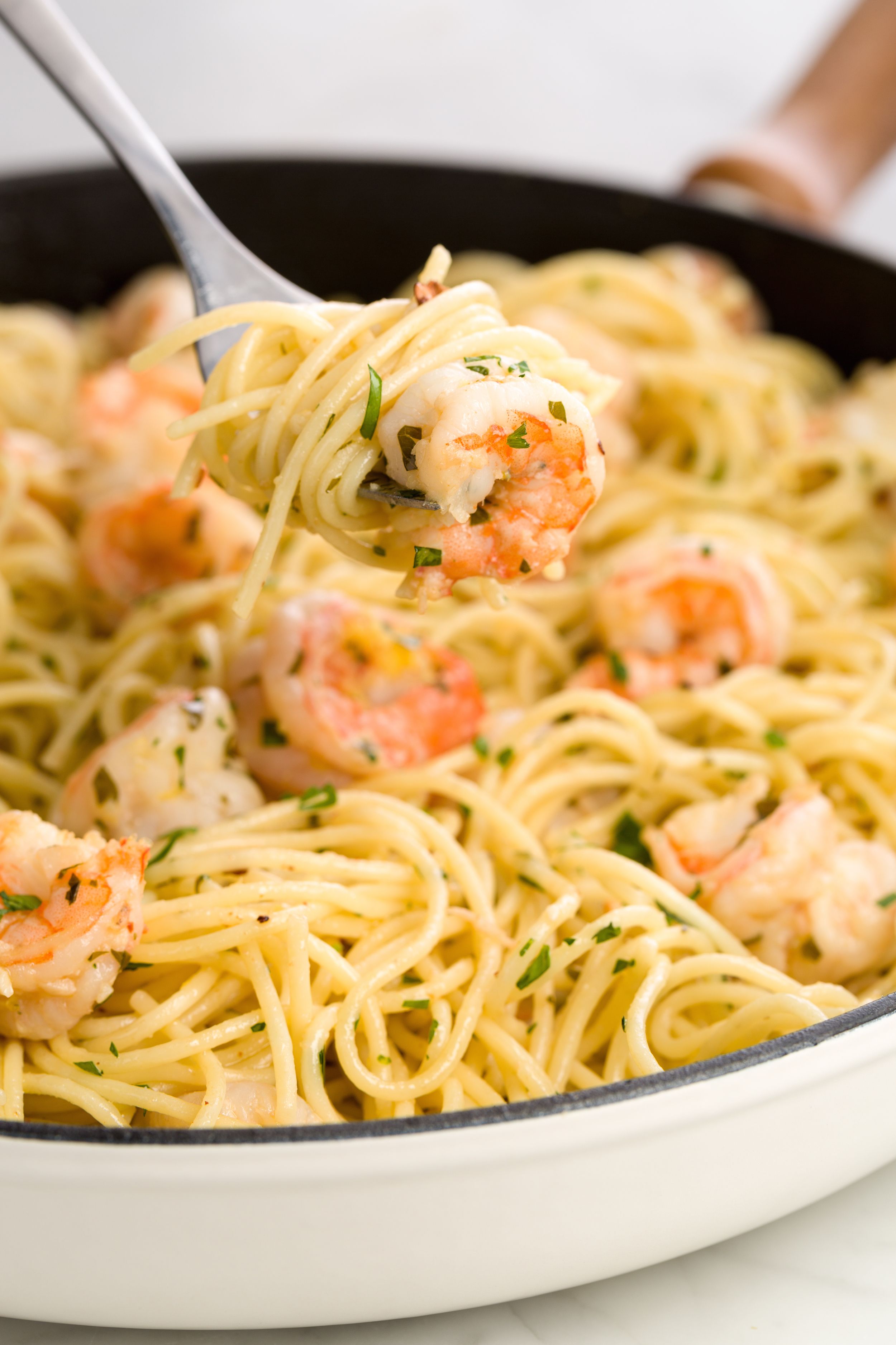 Shrimp Scampi Pasta With White Wine Sauce : Shrimp Scampi With Linguini ...