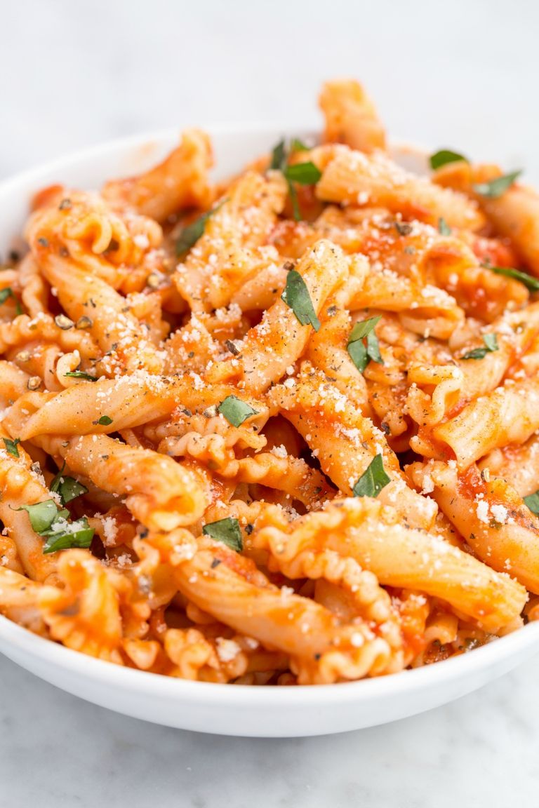 11 Best Types of Pasta - Different Pasta Shapes and Names- Delish.com