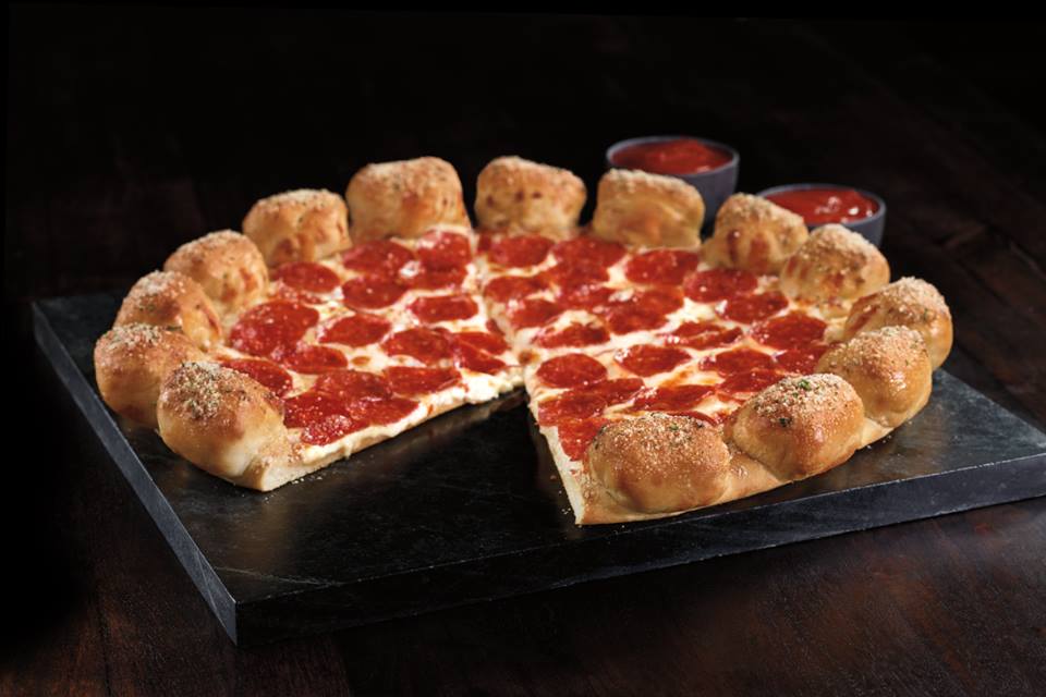 Food, Cuisine, Ingredient, Baked goods, Pepperoni, Fast food, Dish, Recipe, Pizza, Animal product, 