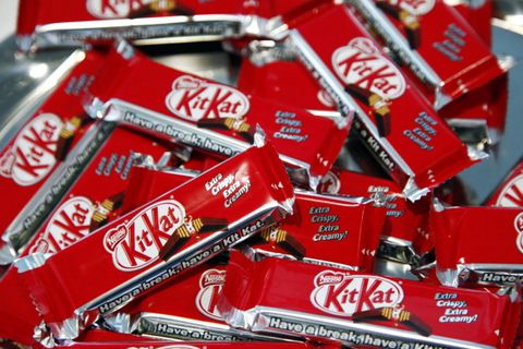 Kit Kat wafer-less bar may end in a lawsuit for Nestle.