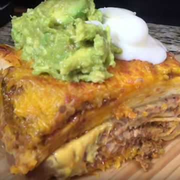Food, Cuisine, Ingredient, Dish, Tableware, Recipe, Fast food, Plate, Guacamole, Comfort food, 