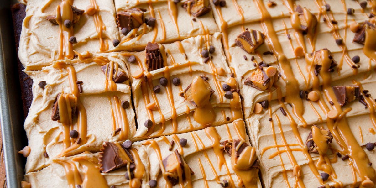Reese's Lovers Will Lose Their Minds Over This Peanut Butter Cup Sheet Cake Reese's Lovers Will Lose Their Minds Over This Peanut Butter Cup Sheet Cake