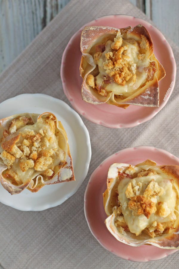 Food, Cuisine, Ingredient, Dish, Recipe, Meal, Tableware, Breakfast, Plate, Fast food, 