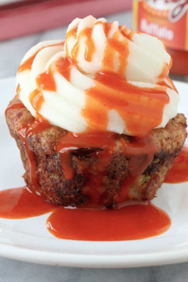 Food, Cuisine, Dessert, Ingredient, Baked goods, Dish, Tableware, Sweetness, Dishware, Recipe, 