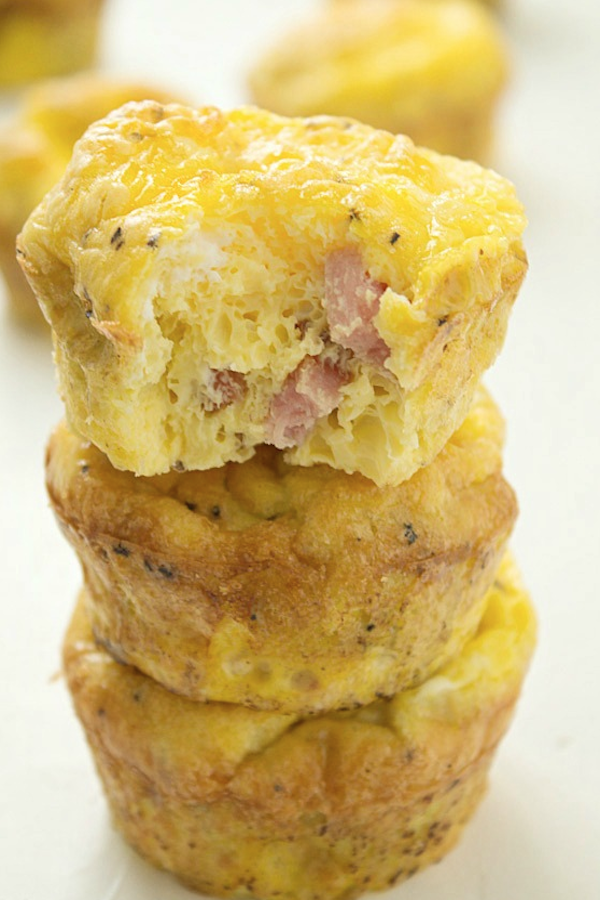 Yellow, Food, Cuisine, Recipe, Snack, Dessert, Dish, Fast food, Ingredient, Baked goods, 