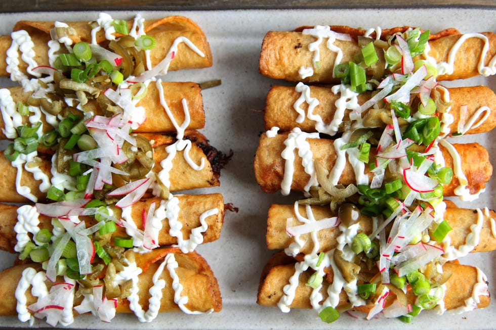 Slow Cooker Thai Red Curry Taquitos Recipe