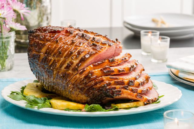 https://hips.hearstapps.com/del.h-cdn.co/assets/16/11/1600x1066/gallery-1458254174-easter-ham-delish.jpg?resize=640:*