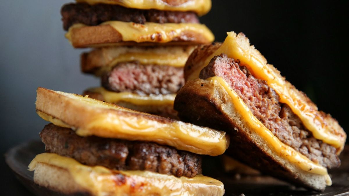 preview for A Grilled Cheese Burger Is The Love Child Between Two Of Your Favorite Foods