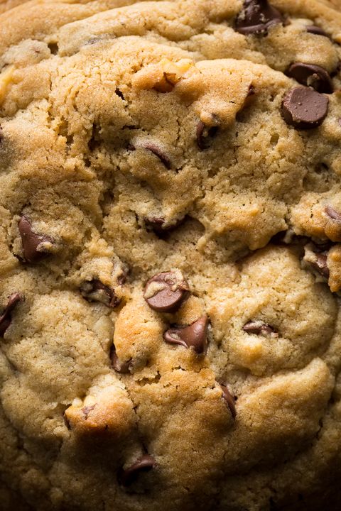 Copycat Levain Bakery Chocolate Chip Cookies - Best Cookie Recipes ...