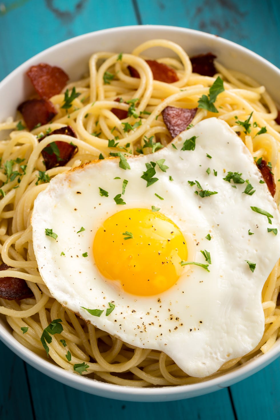 delish-whole-foods-fried-egg-spaghetti