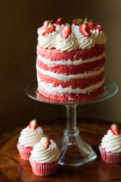 Food, Cuisine, Buttercream, Dessert, Cake, Icing, Dish, Whipped cream, Cream, Baked goods, 