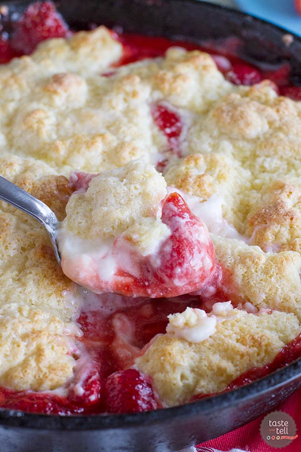 Dish, Food, Cuisine, Dessert, Ingredient, Crumble, Cobbler, Produce, Tartiflette, Comfort food, 