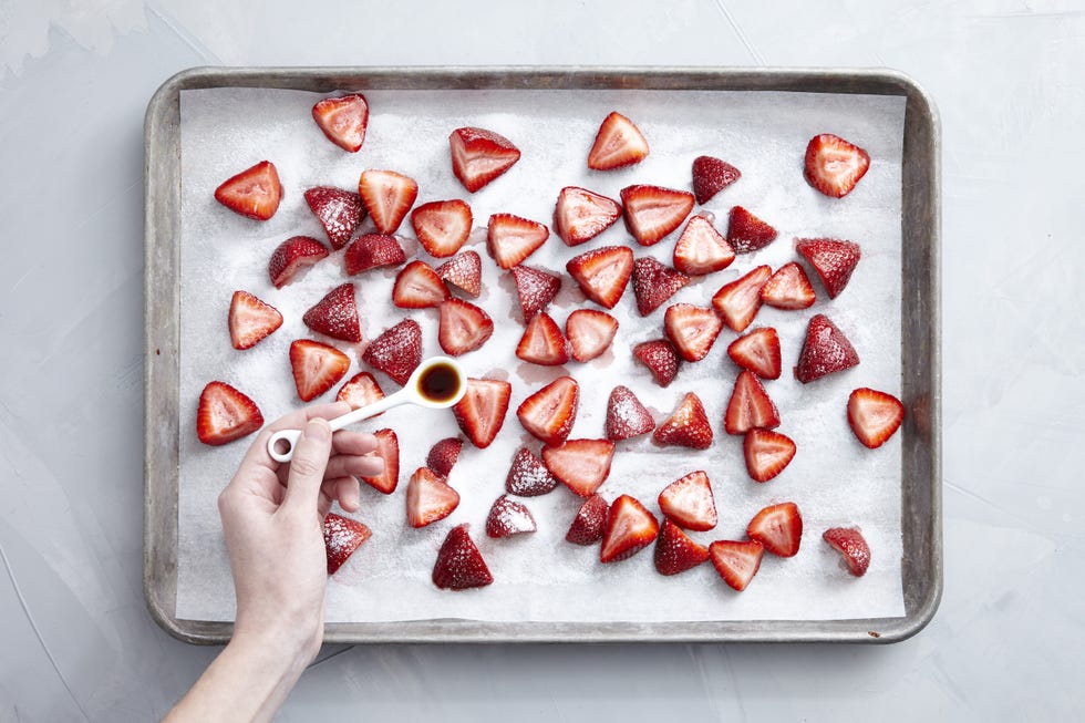 How to Roast Strawberries - Roasted Strawberries