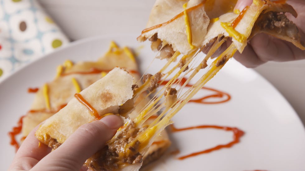 Cheeseburger Quesadilla Pull