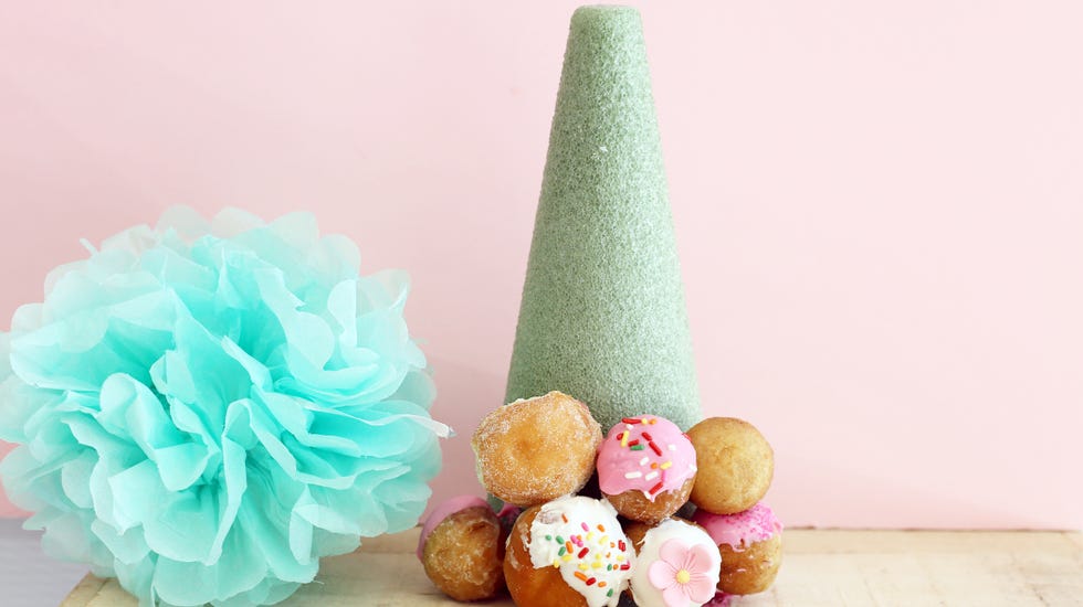 Petal, Sweetness, Teal, Dessert, Confectionery, Aqua, Ingredient, Turquoise, Finger food, Snack, 